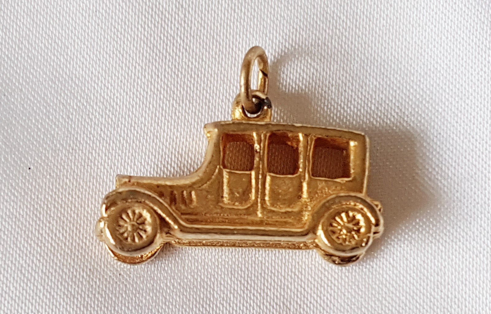 Pendant / Charm ~ Vintage Limousine Car ~ Gold Plated Metal