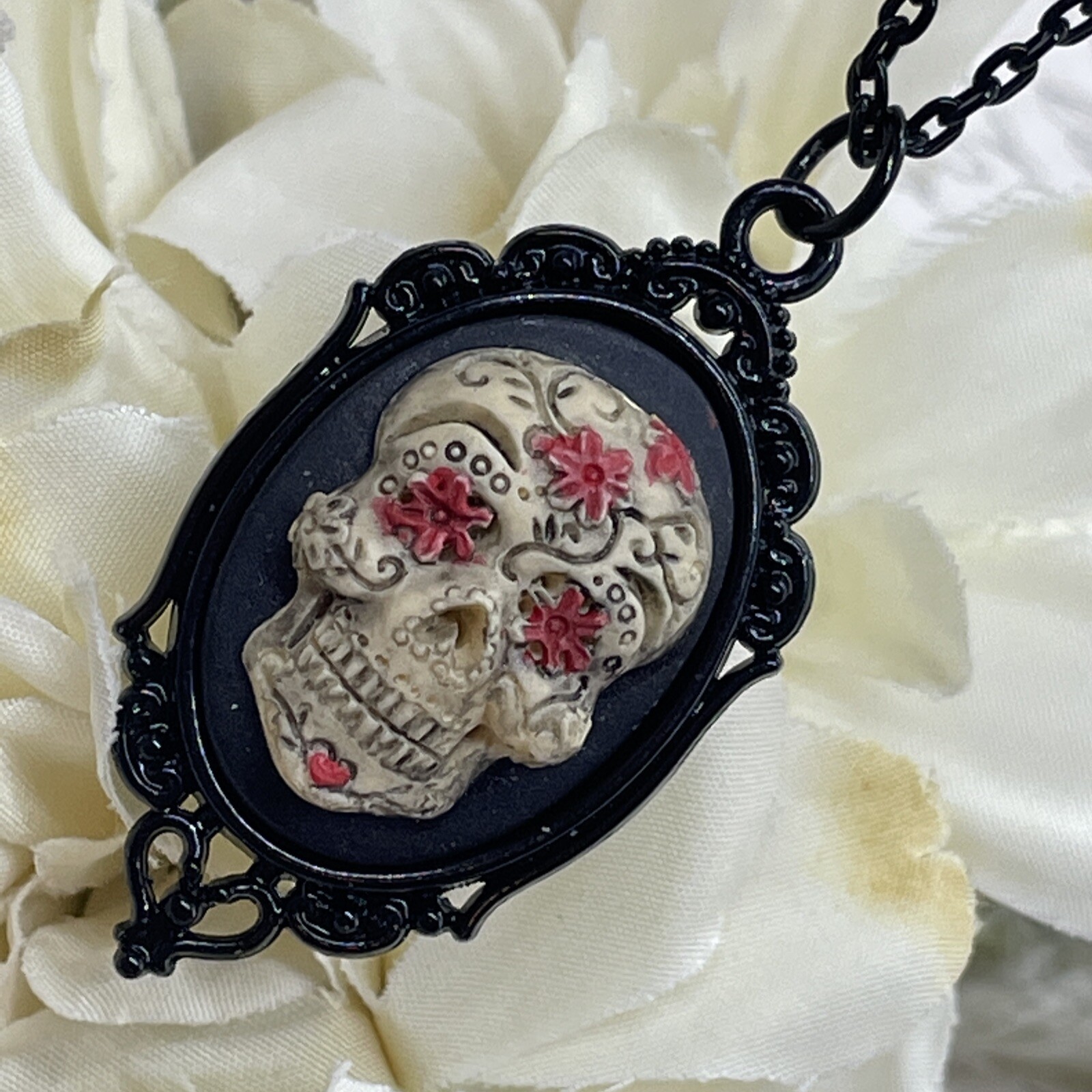 Sugar Skull Gothic Heart Wedding Party Jewelry Birthday gift necklace Cameo