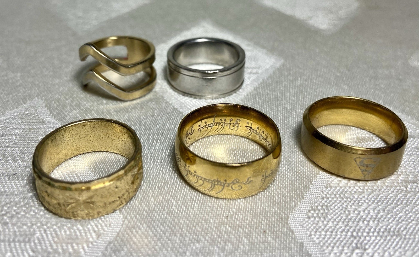 Lot Of 5 Unique Fashion Rings LOTR Superman Band Engraved Mixed Sizes 5-7
