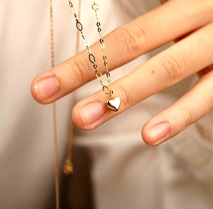 Gold Love Heart Pendant Chain Necklace