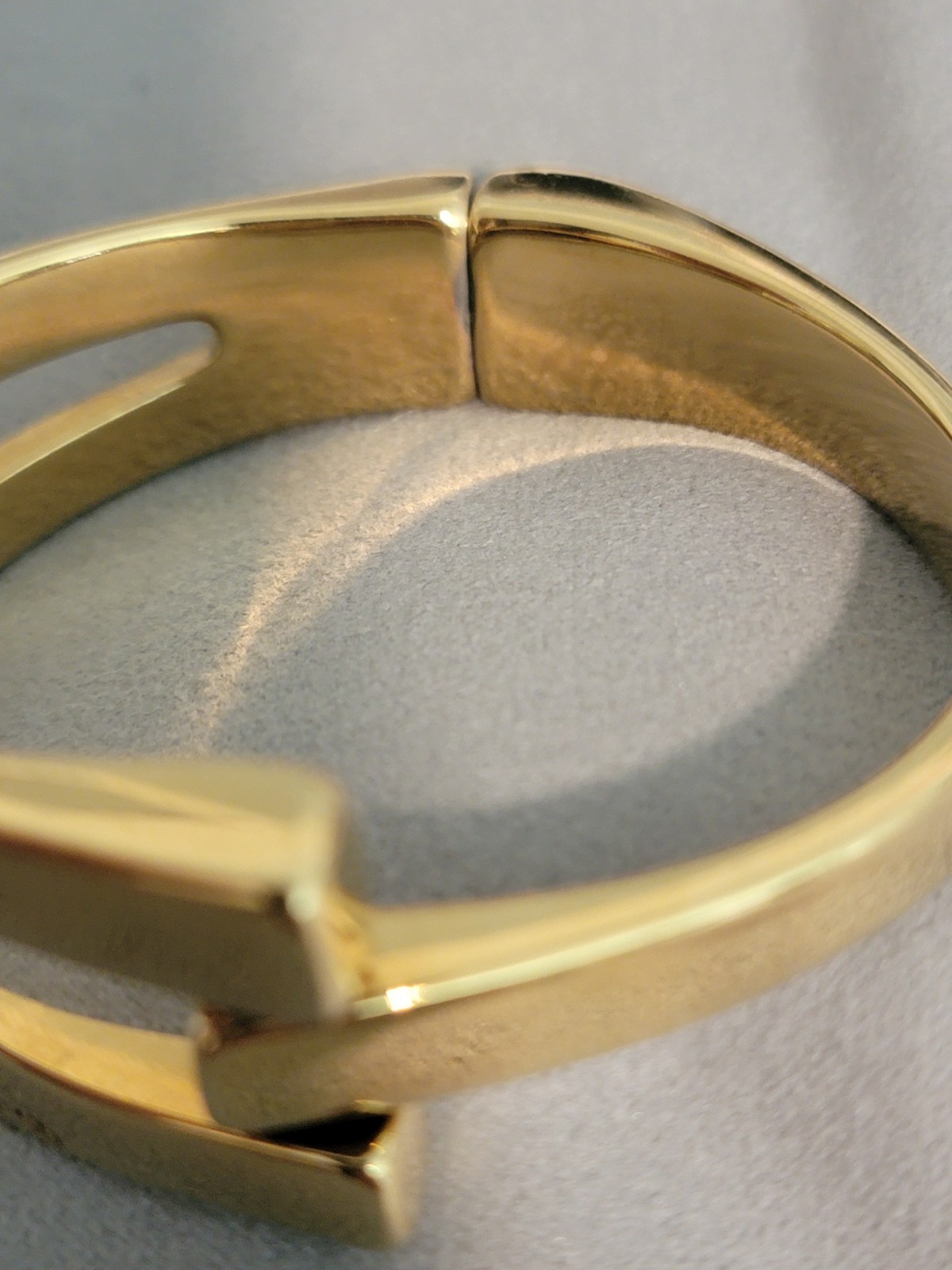 UNO de 50 ‘SER ORIGINAL’ 18k Gold Plated Rigid Hinged Bracelet $270