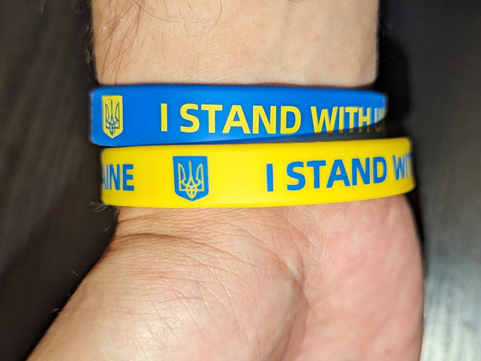 I STAND WITH UKRAINE Silicone Wrist Band Bracelet Wristband Set of 2 BLUE YELLOW