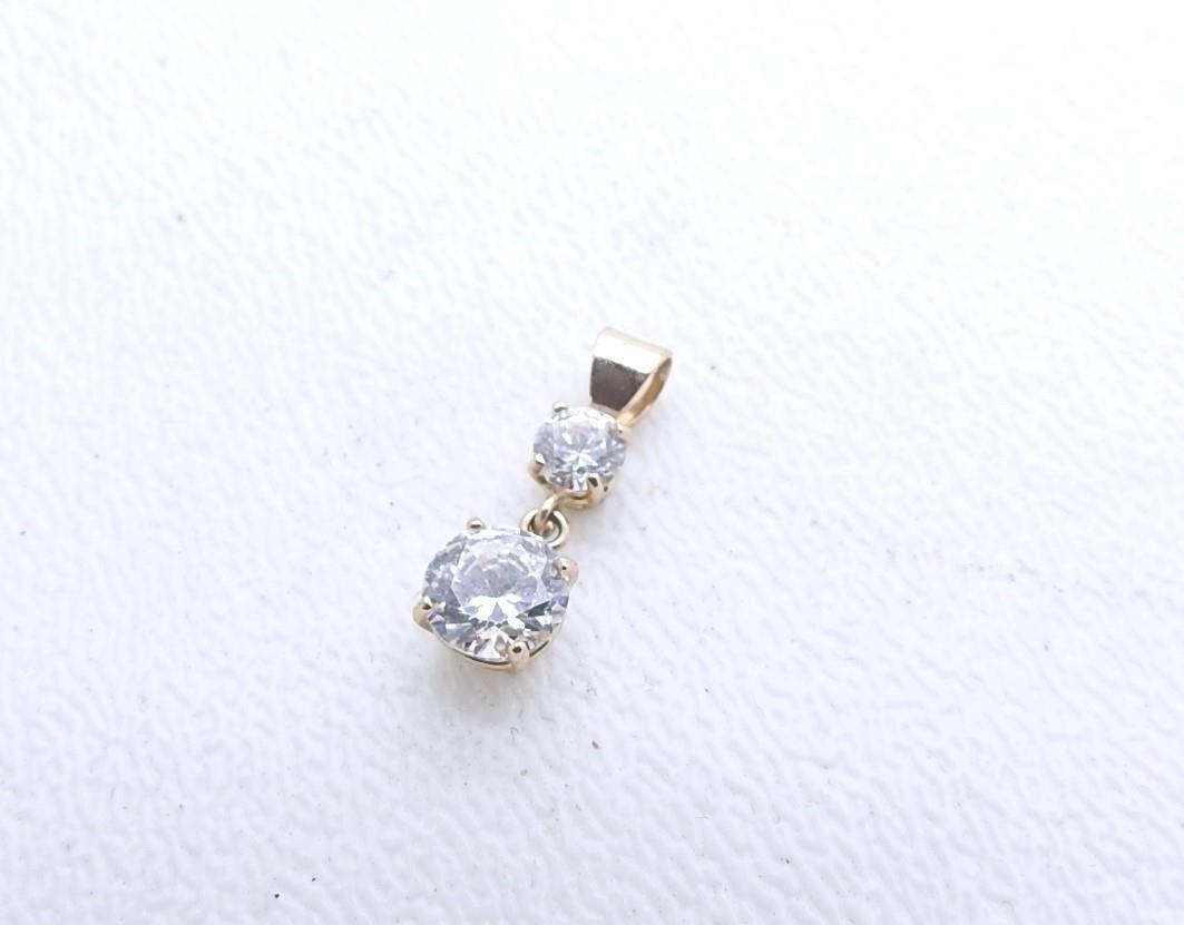 10K Yellow Gold Double Round Cubic Zirconia Drop Down dangle Pendant 3.7 Grams