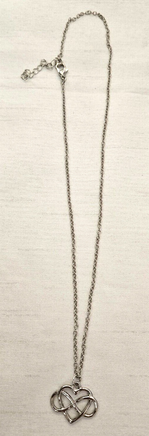Infinity Heart Necklace Silver Colored Chain Great Gift Idea Brand So Lovely NEW