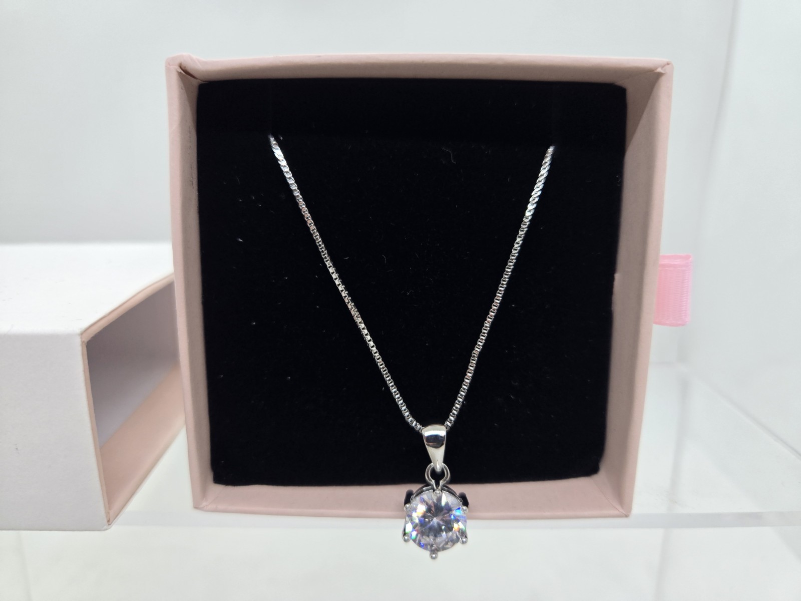 Cubic Zirconia Round Cut Necklace Six Prong Solitaire 18 inch Chain New with box