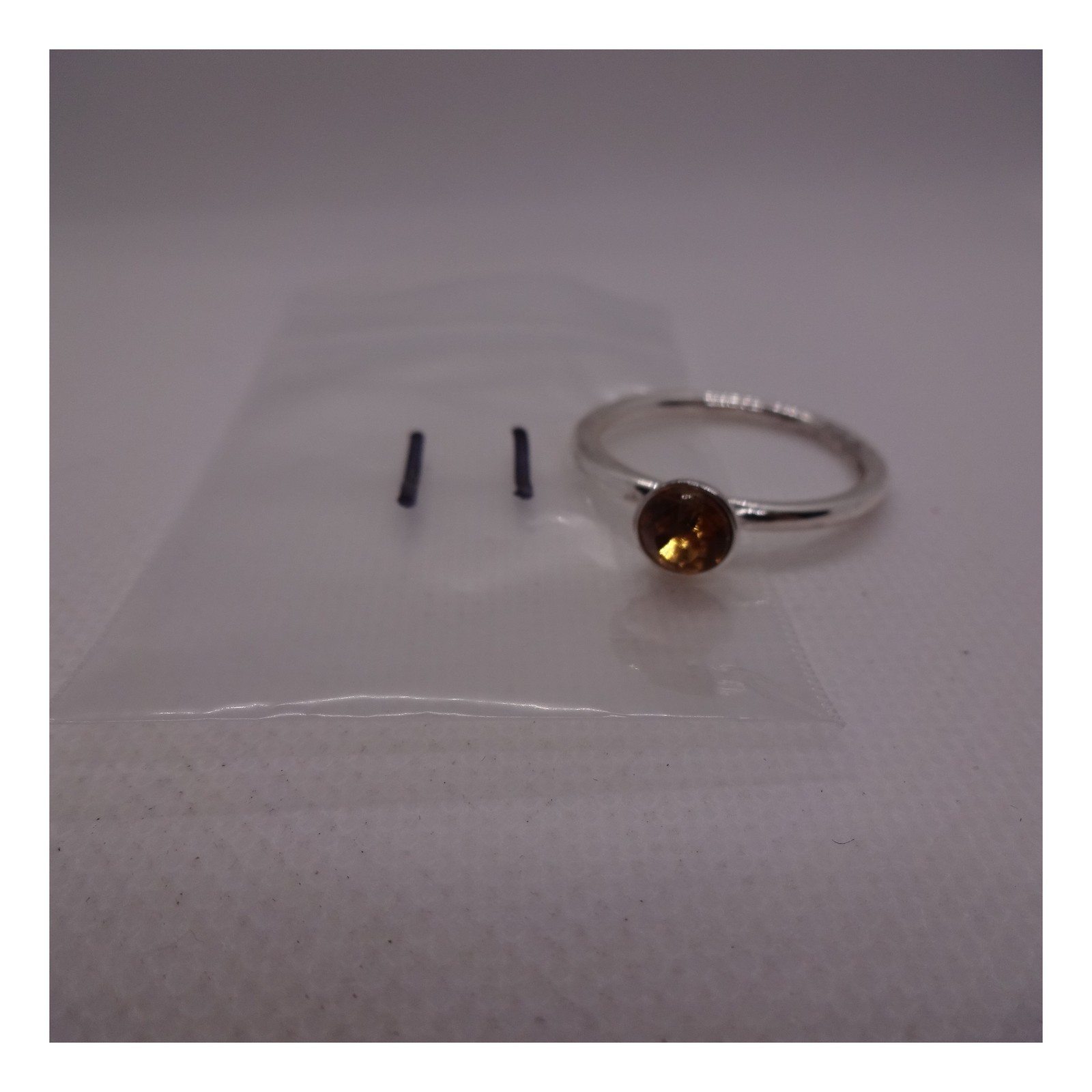 Unisex Size 11 Sterling Silver Solitaire Ring Round Brown Amber Tone Gemstone