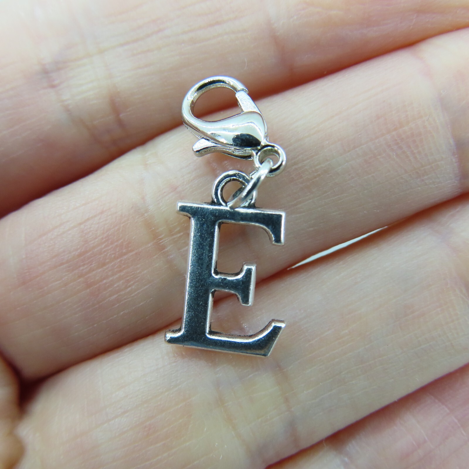 Initial CAPITAL LETTER E Charm Zipper Pull Keychain Add On Clip Silver Tone