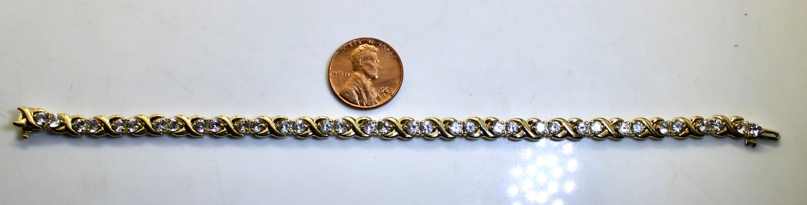 Beautiful 10K Solid Yellow Gold 4.32 Ct CZ Tennis Style 7.5″ Bracelet, 11.5 Gram