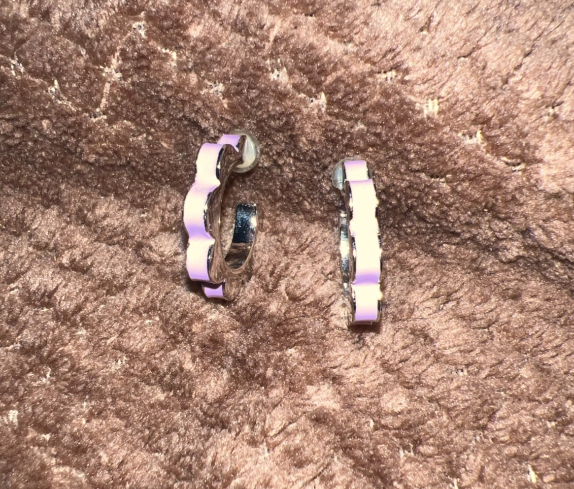 Kate Spade Lilac Scalloped Hoop Stud Signed Earrings, Very Good Condition.