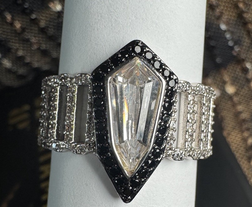 Size 10 Bomb Party Untamed Ring – RG88717 – Velvet Ambush On Rhodium/hematite