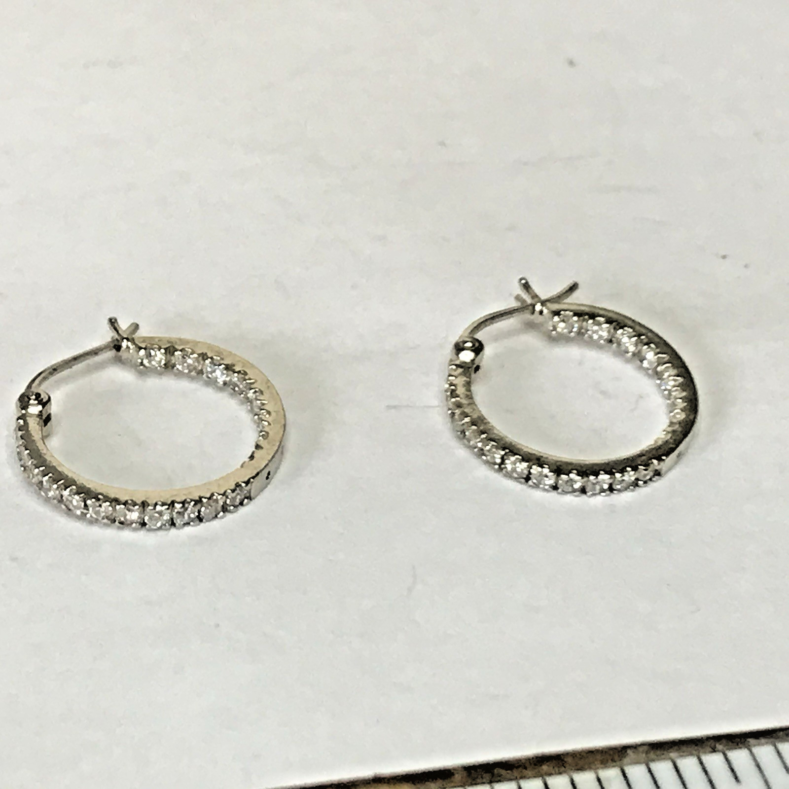 Sterling Silver Cubic Zirconia Inside-Out 17mm Hoop Earrings 2.3grams
