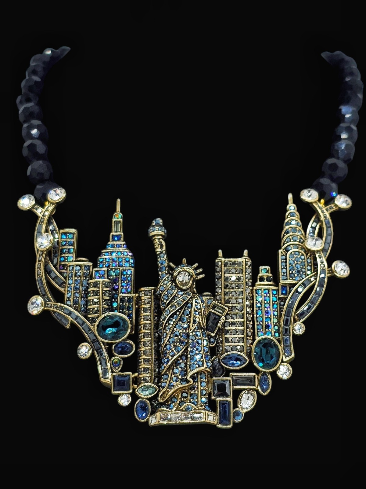 AUTHENTIC Heidi Daus “New York” Necklace