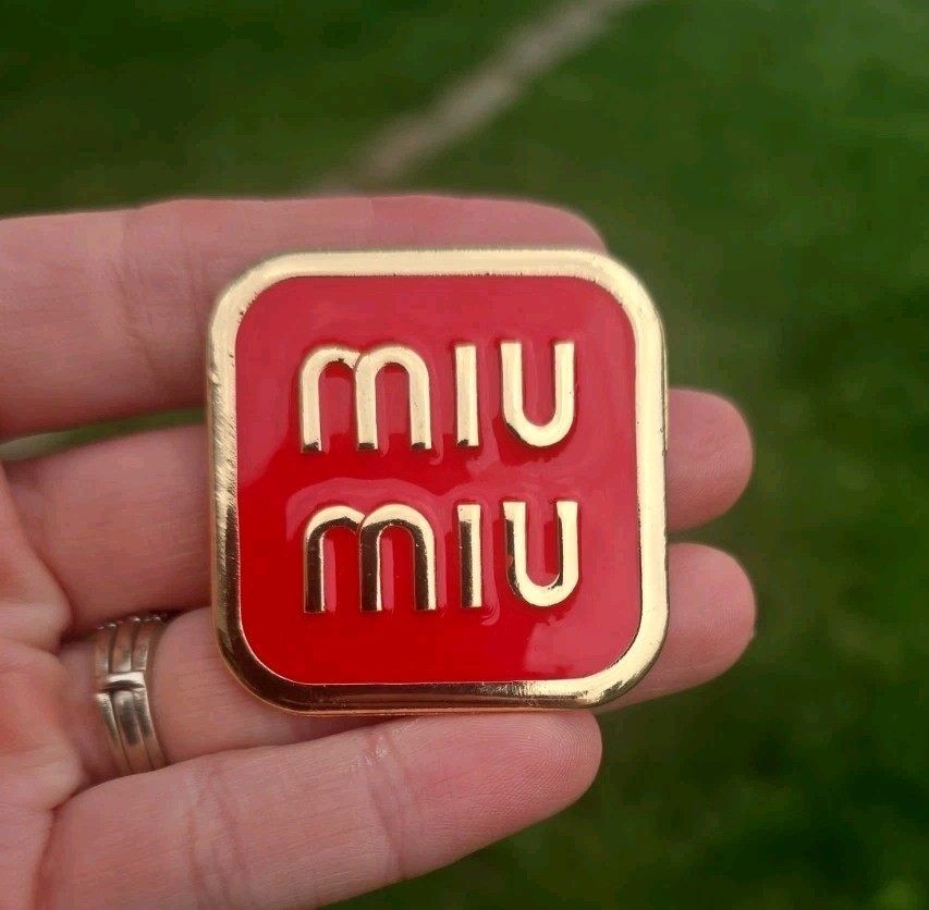 MIU MIU Vintage Brooch Pin Gold Tone & Red Enamel STAMPED Made In Italy