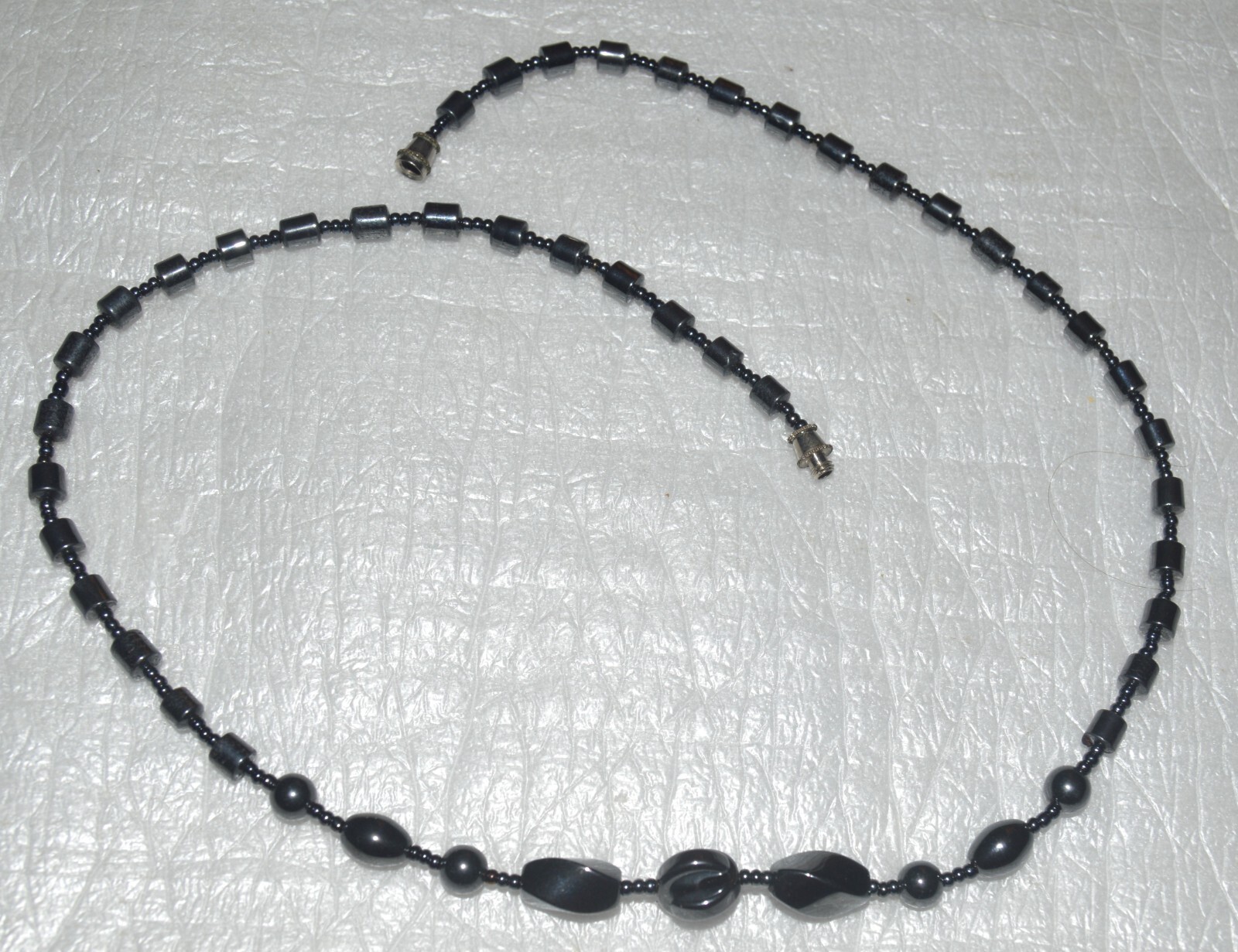 Gray Multi-Shape/Size Bead Necklace 19″ Long Jewelry Metal/Glass Dark Gray