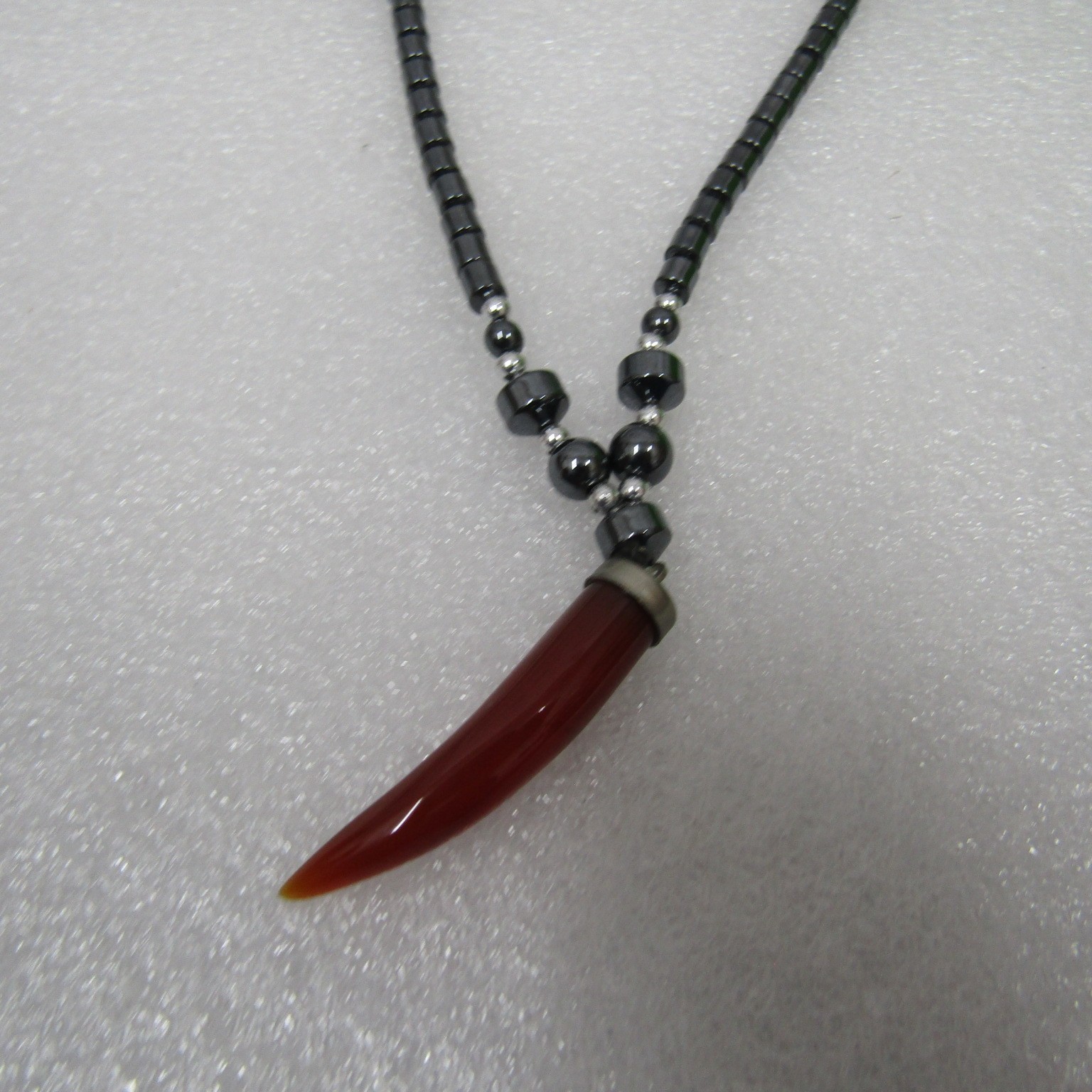 Women’s Jewelry Black Necklace Hematite Beads None Magnetic
