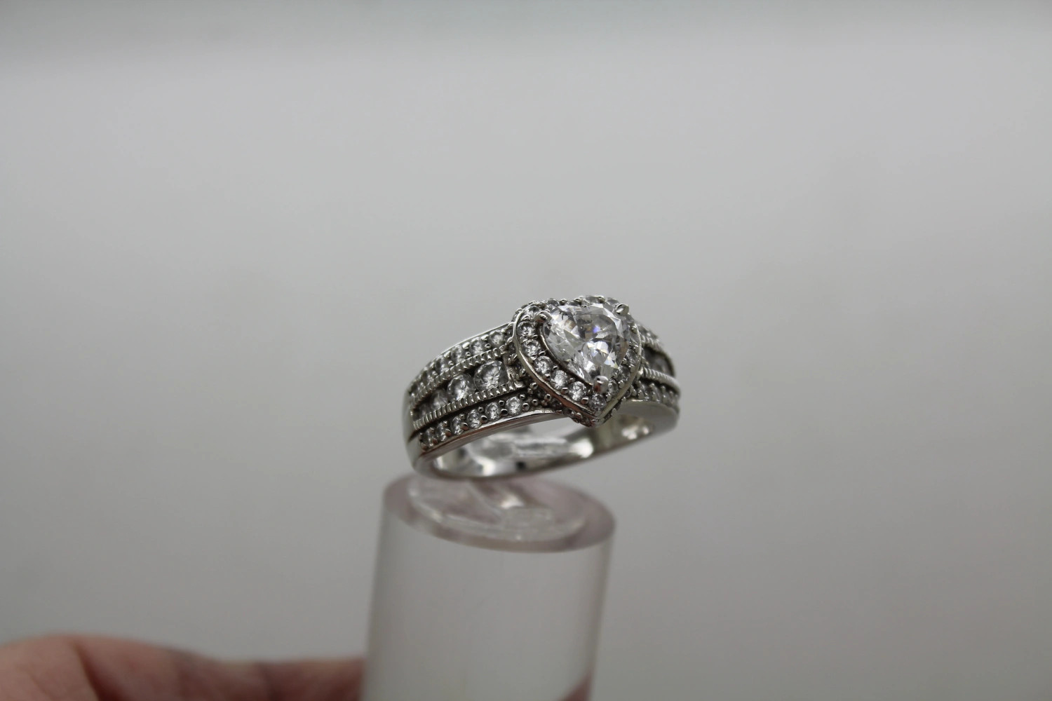 Signed .925 S.S. Heart Cut CZ w/ acc. HEART HALO ring size 8 #