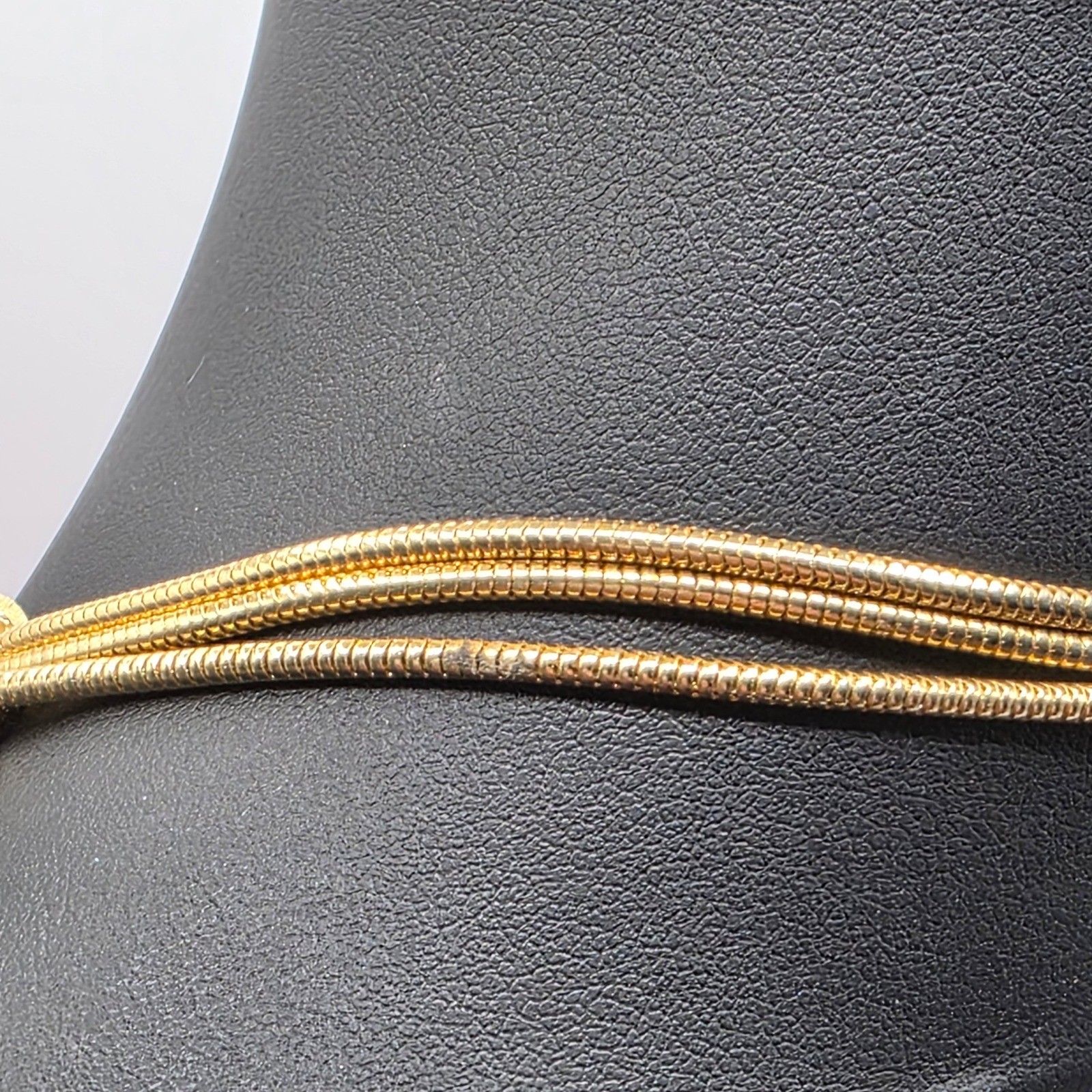 Vintage Gold Tone Multi Strand Snake Chain Leaf Accent Layered Necklace 17in