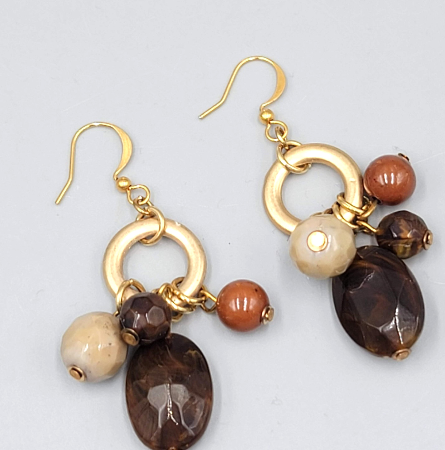 Brown Beige Orange Bead Pierced Earrings Gold tone Dangle 1.5 in