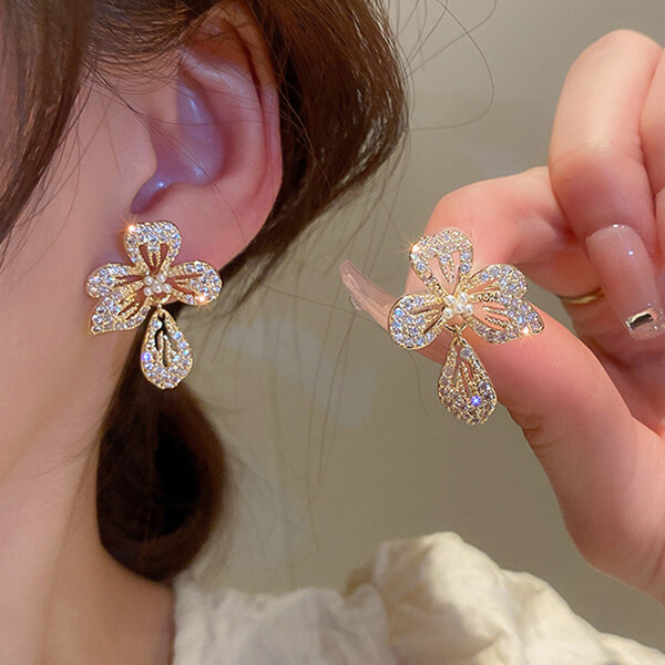 Fashion 18k Gold Plated Flower Crystal Dangle Drop Earrings Womens Jewelry Party