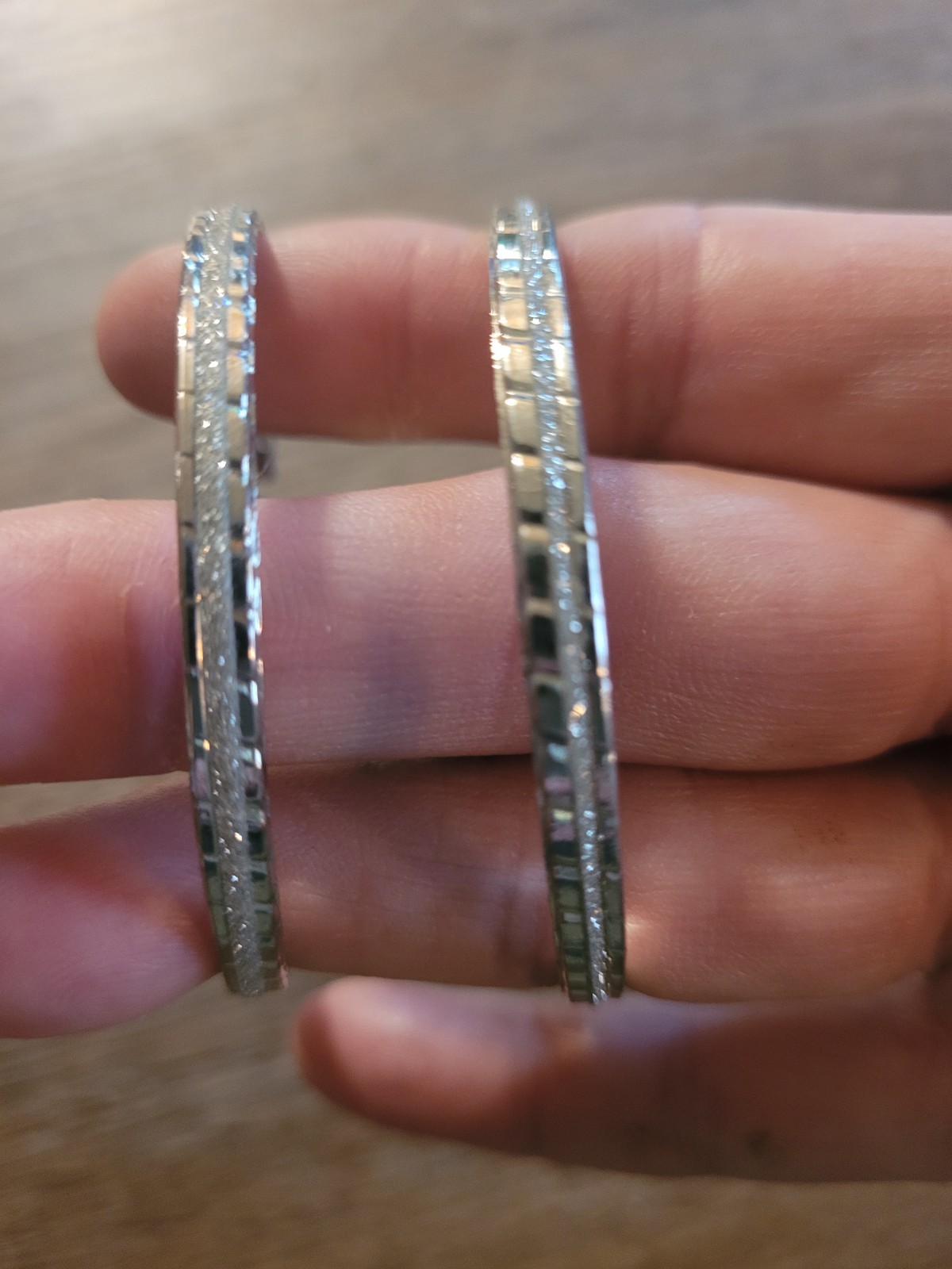 Textured Lever Back Textured HOOPS Women’s Fashion Earrings Silver Tone