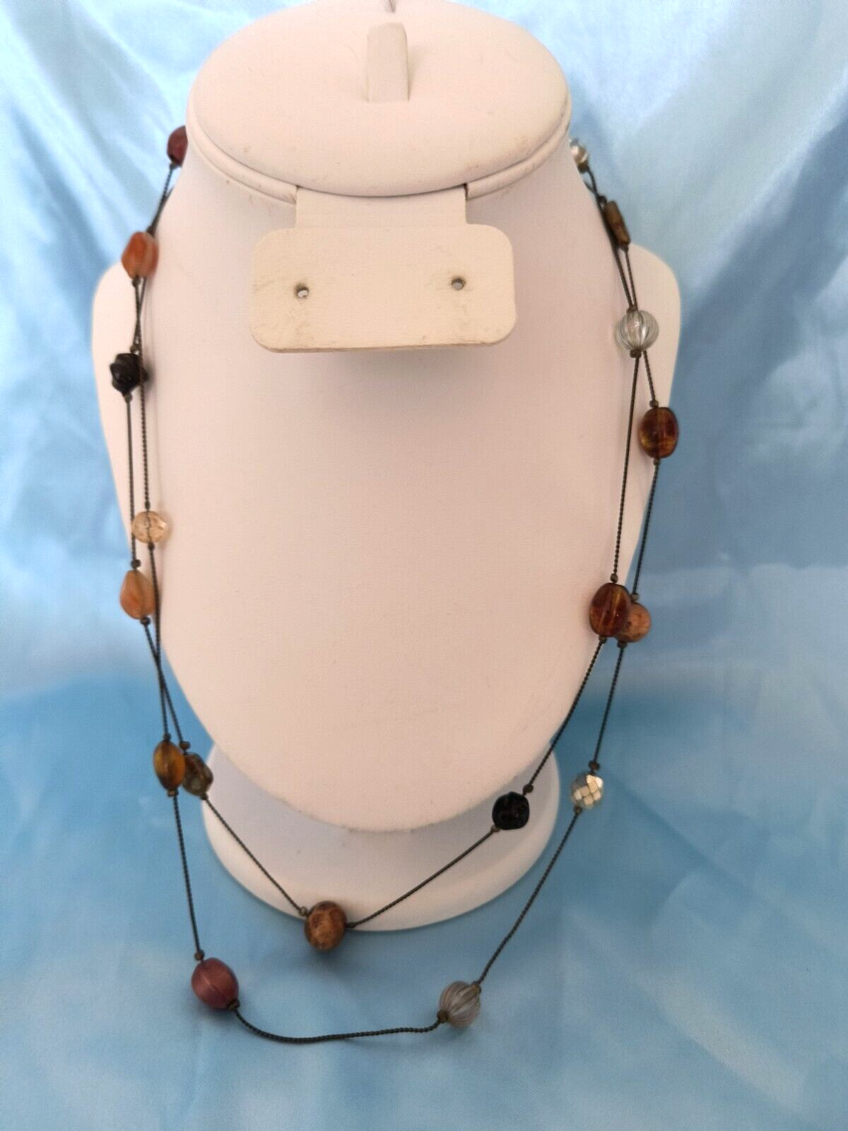 Women’s Necklace Multicolor Acrylic Beads Assorted Shapes Sizes Lobster Closure