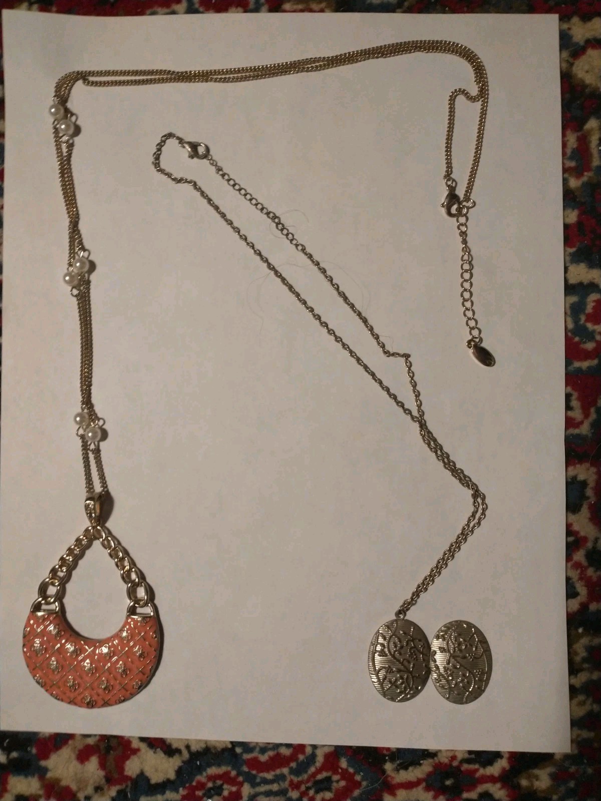 28 inch Gold Tone Necklace & 18 inch Silver Tone Photo Pendant + FREE Gift