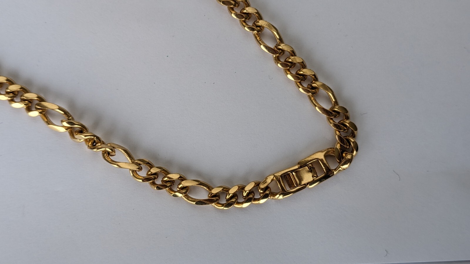Gold tone chain necklace, 20.0 inches alternate decorative links metal chain