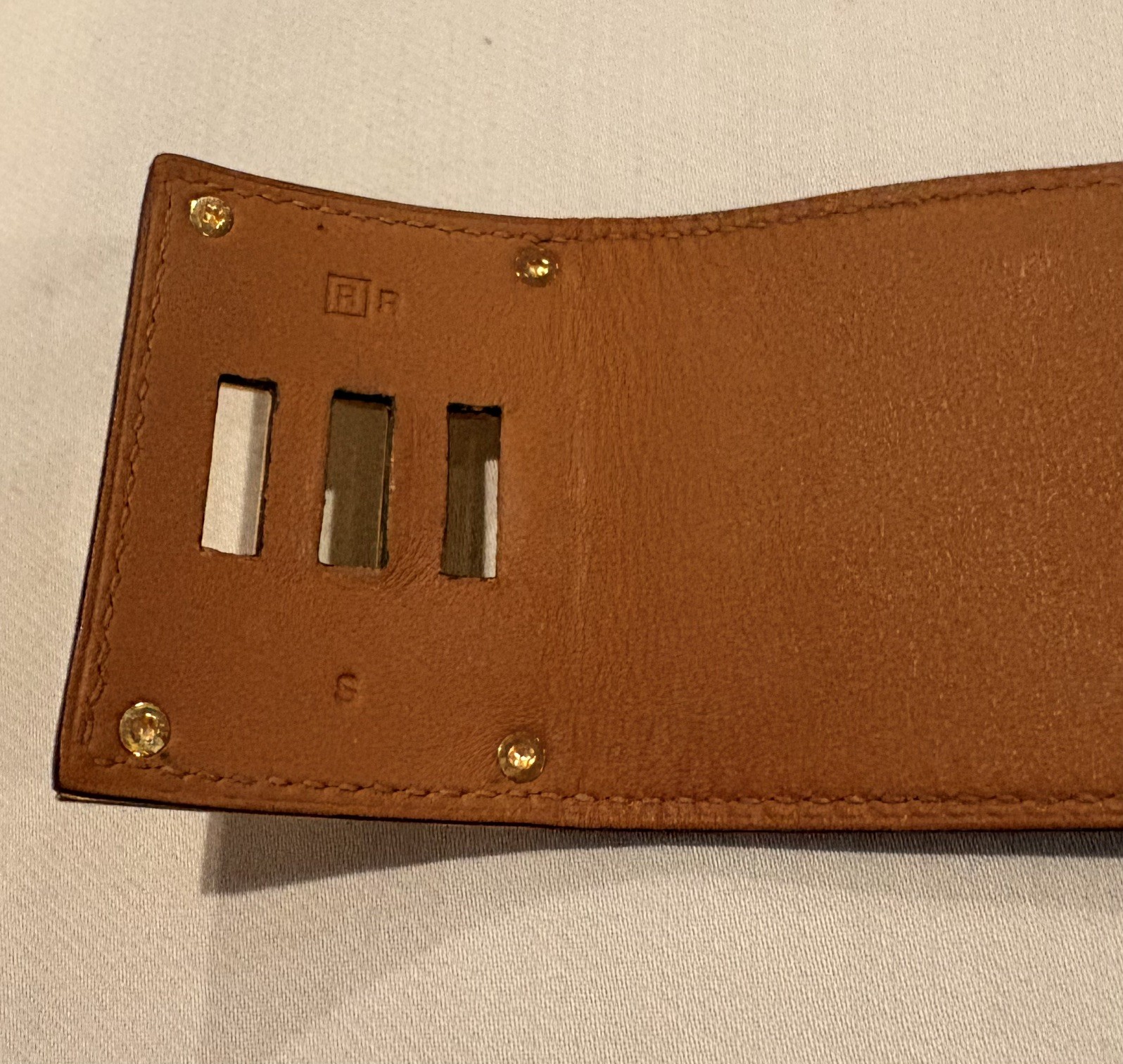 Hermès Cognac Leather Gold Plated Kelly Dog Extreme Bracelet Size S