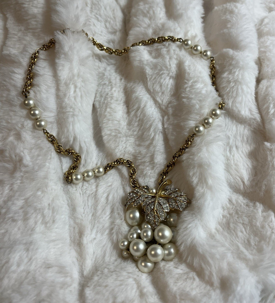 Wow Rare Full Necklace Vintage Alice Caviness grape cluster broken easy fix