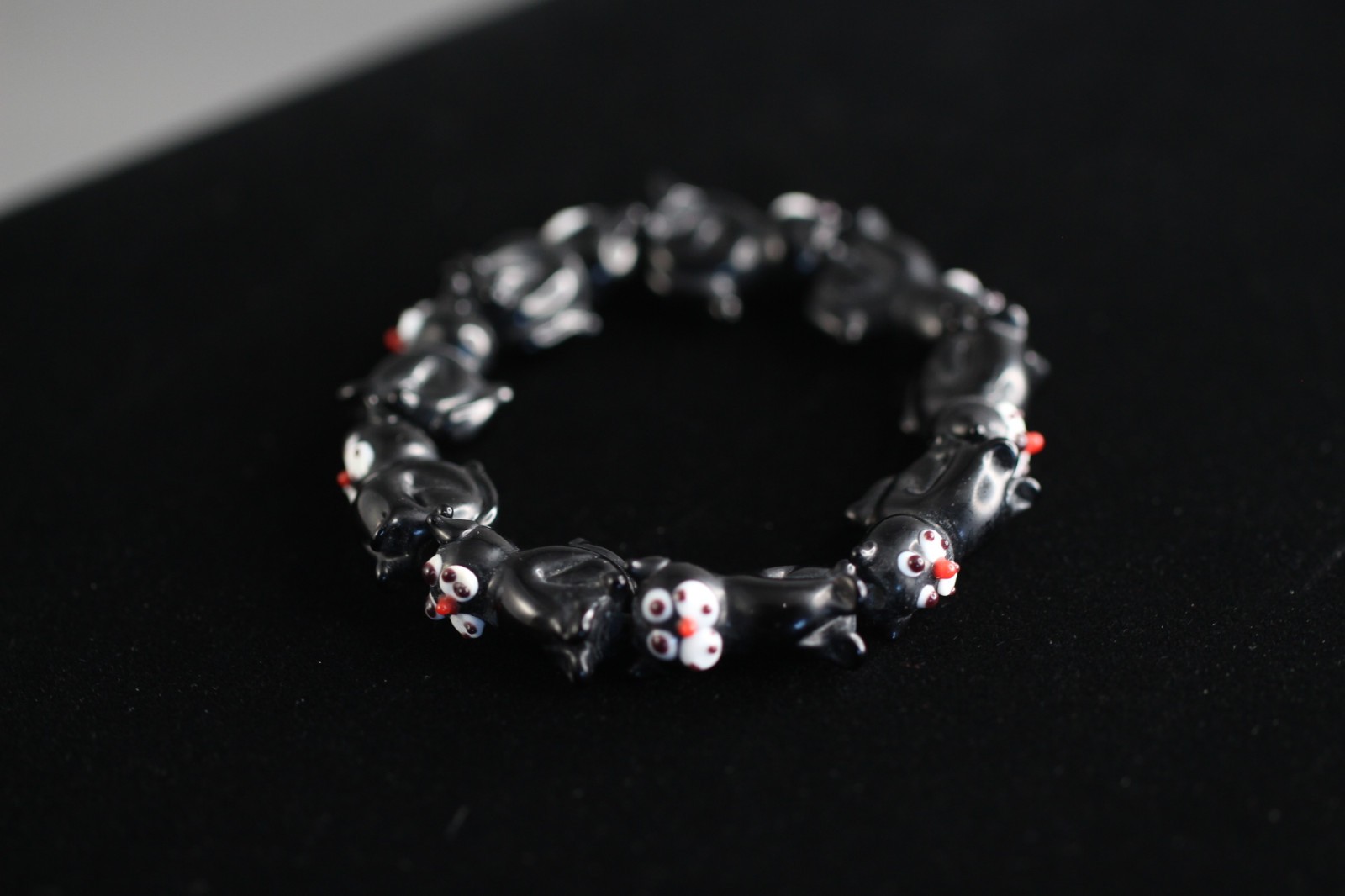 Black Friday Black Cat Lampwork Bracelet 6.5″ Elastic Glass Beads