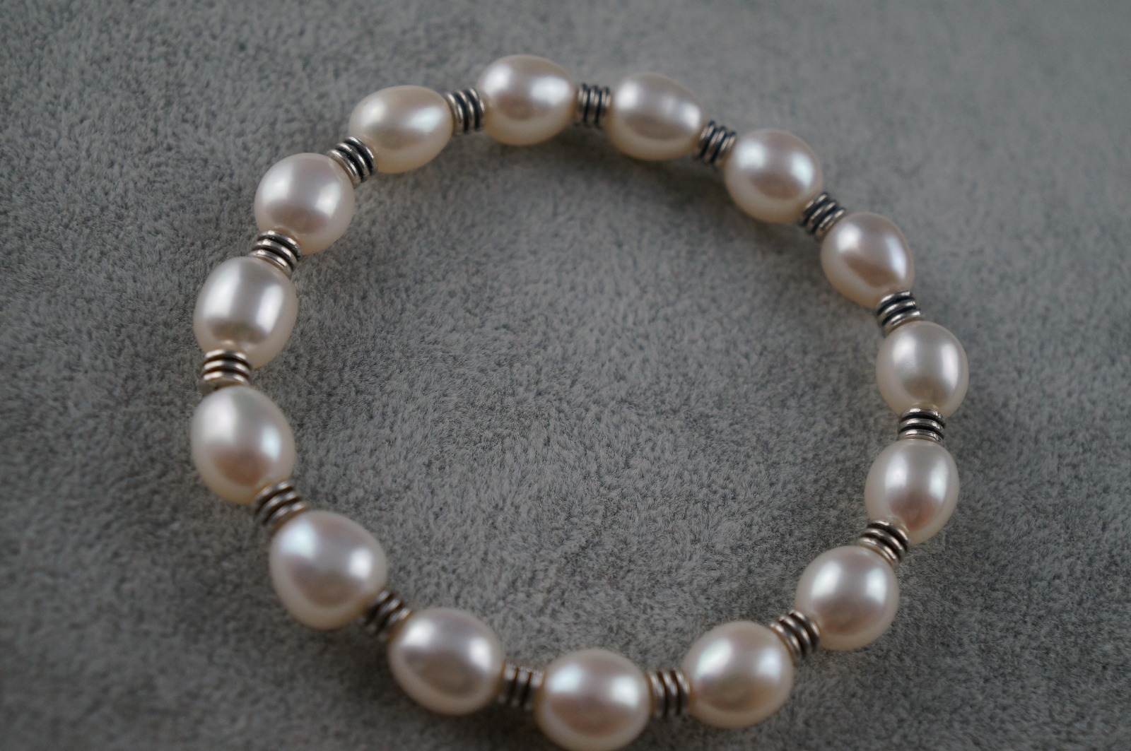 Dr.Pearl AAA 7-8 mm Elastic White freshwater Peal Bracelet