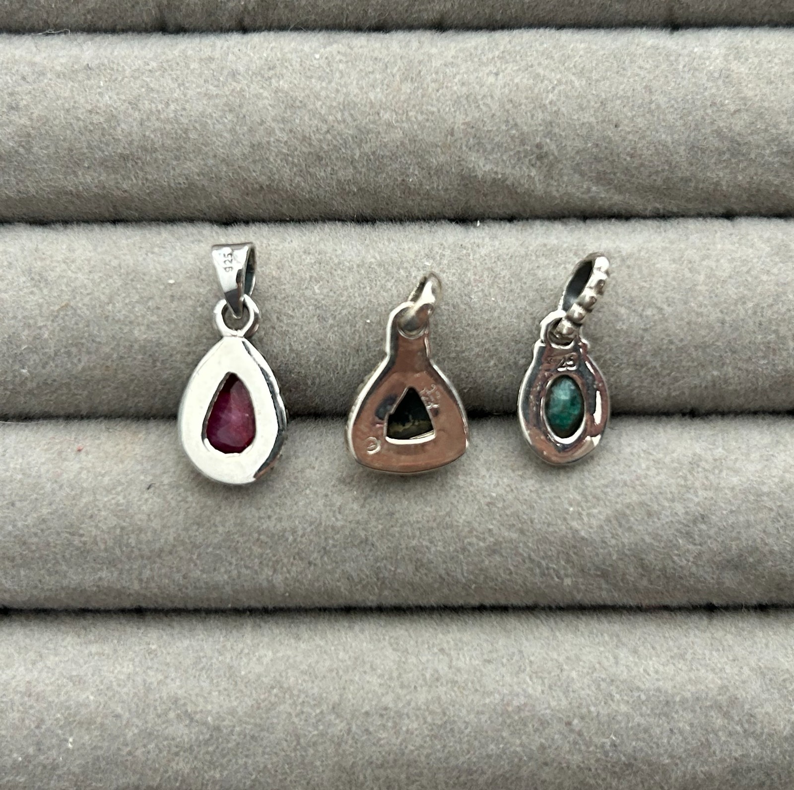 3 X 925 Sterling Silver Ruby Emerald Labradorite Pendant Ladies Necklace