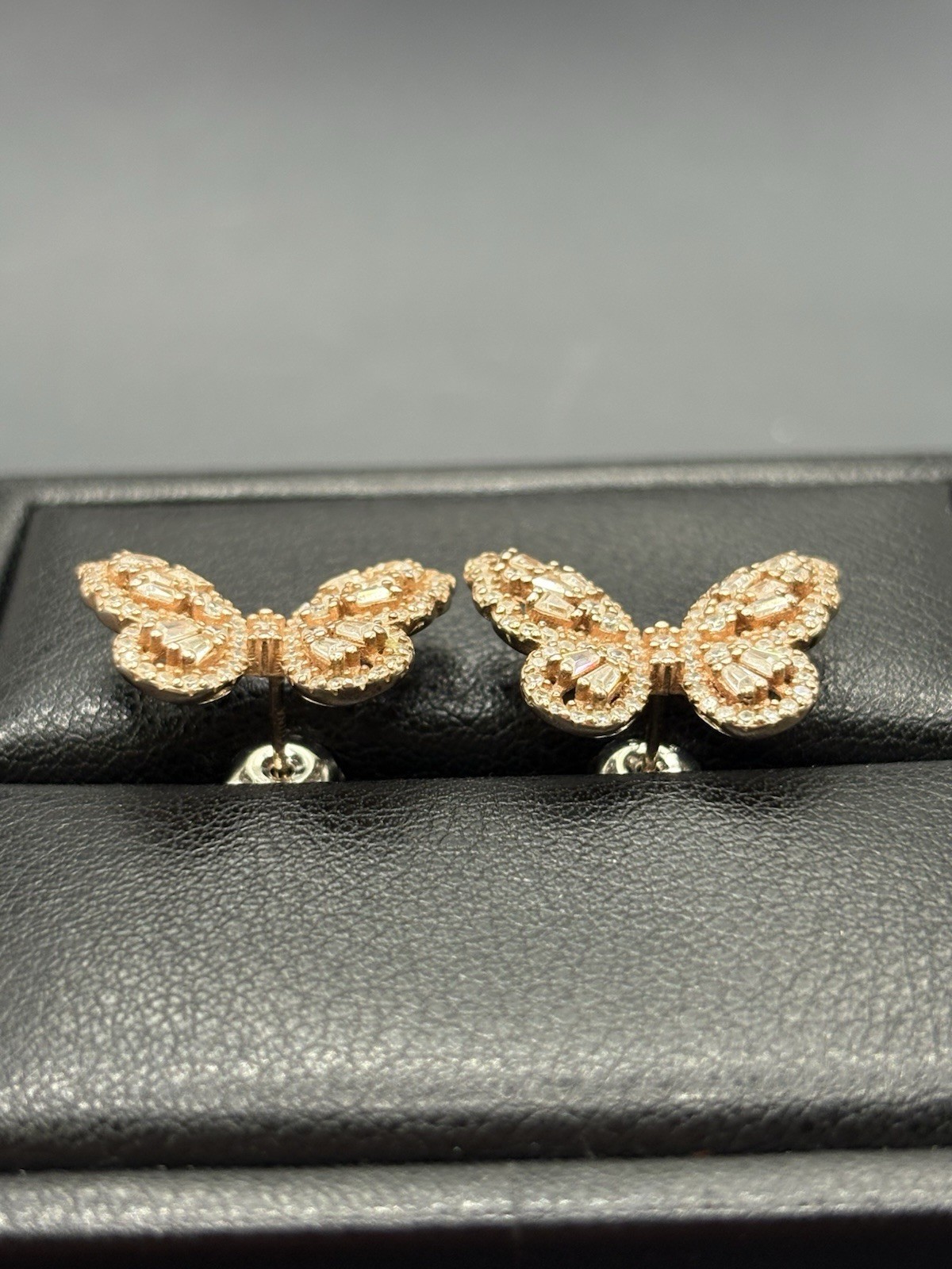EUC Rose Sterling Silver Cubic Zirconia Butterfly Earrings 4 Grams C17