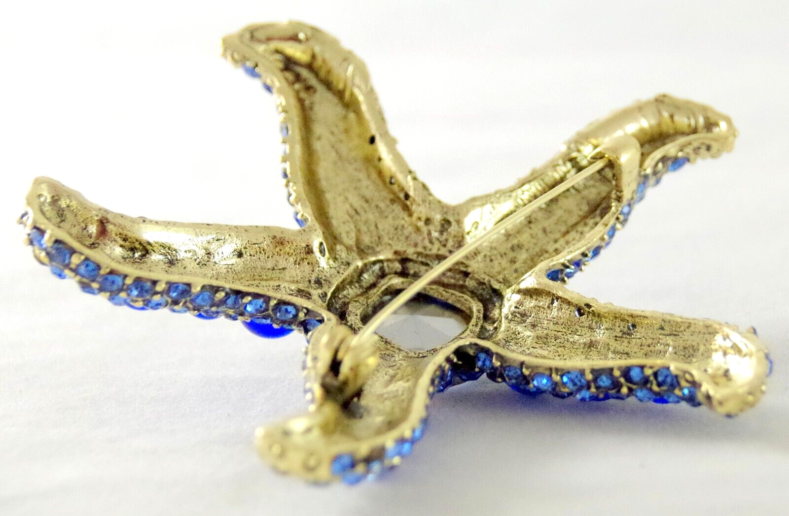 BIG UNSIGNED KENNETH JAY LANE INSPIRED BLUE RHINESTONE GLASS CAB STARFISH BROOCH