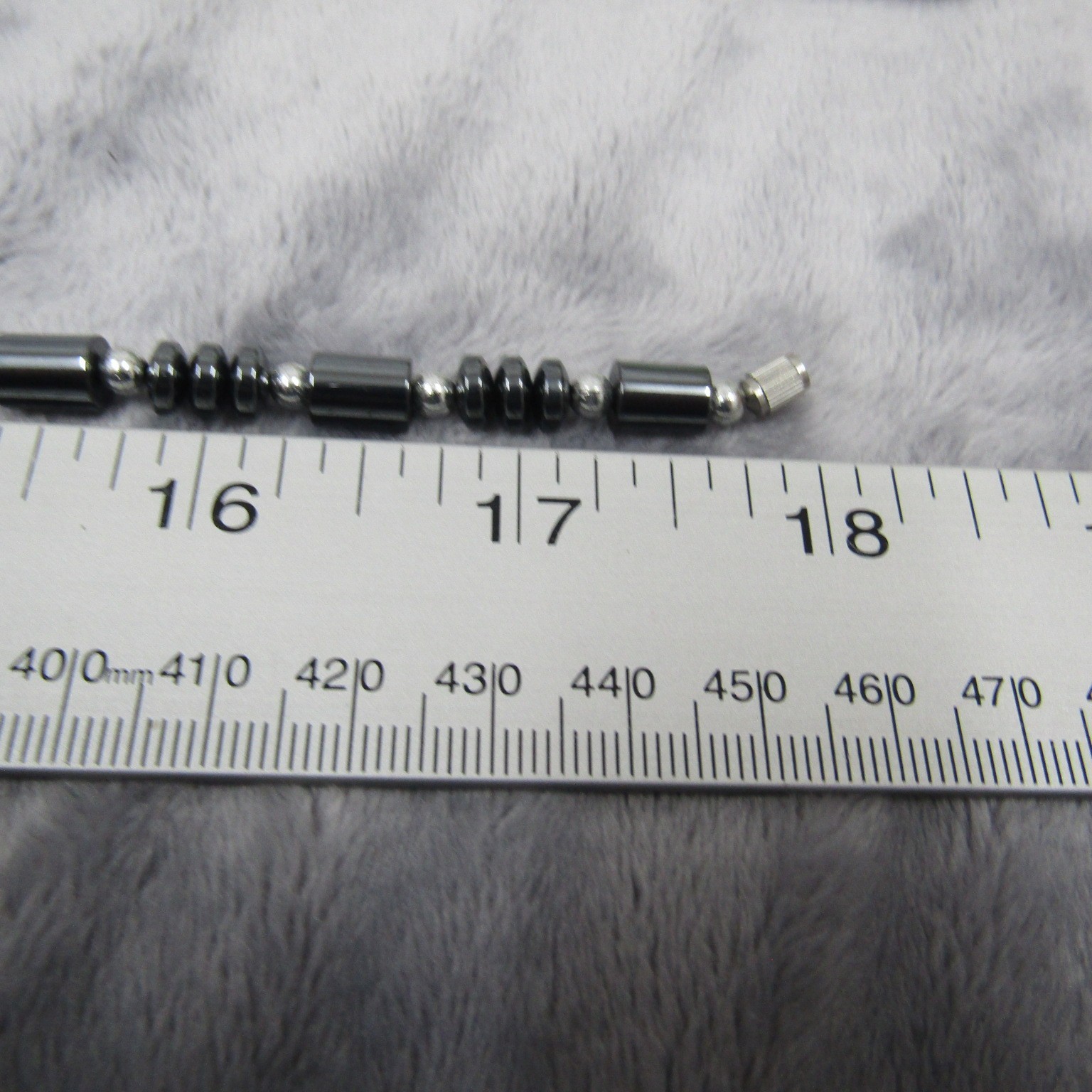 Women’s Jewelry Black Necklace Hematite Beads None Magnetic