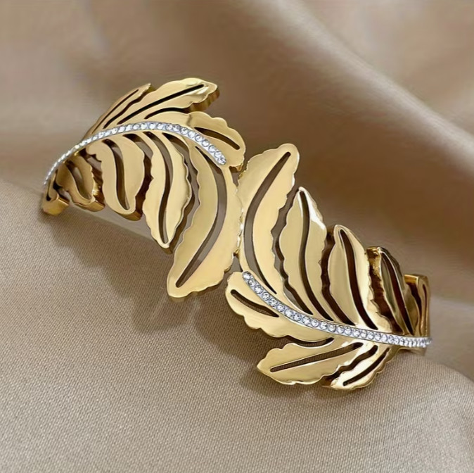 Luxury Double Leaf Bracelet with Sparkling Bands Gold Plated Stainless