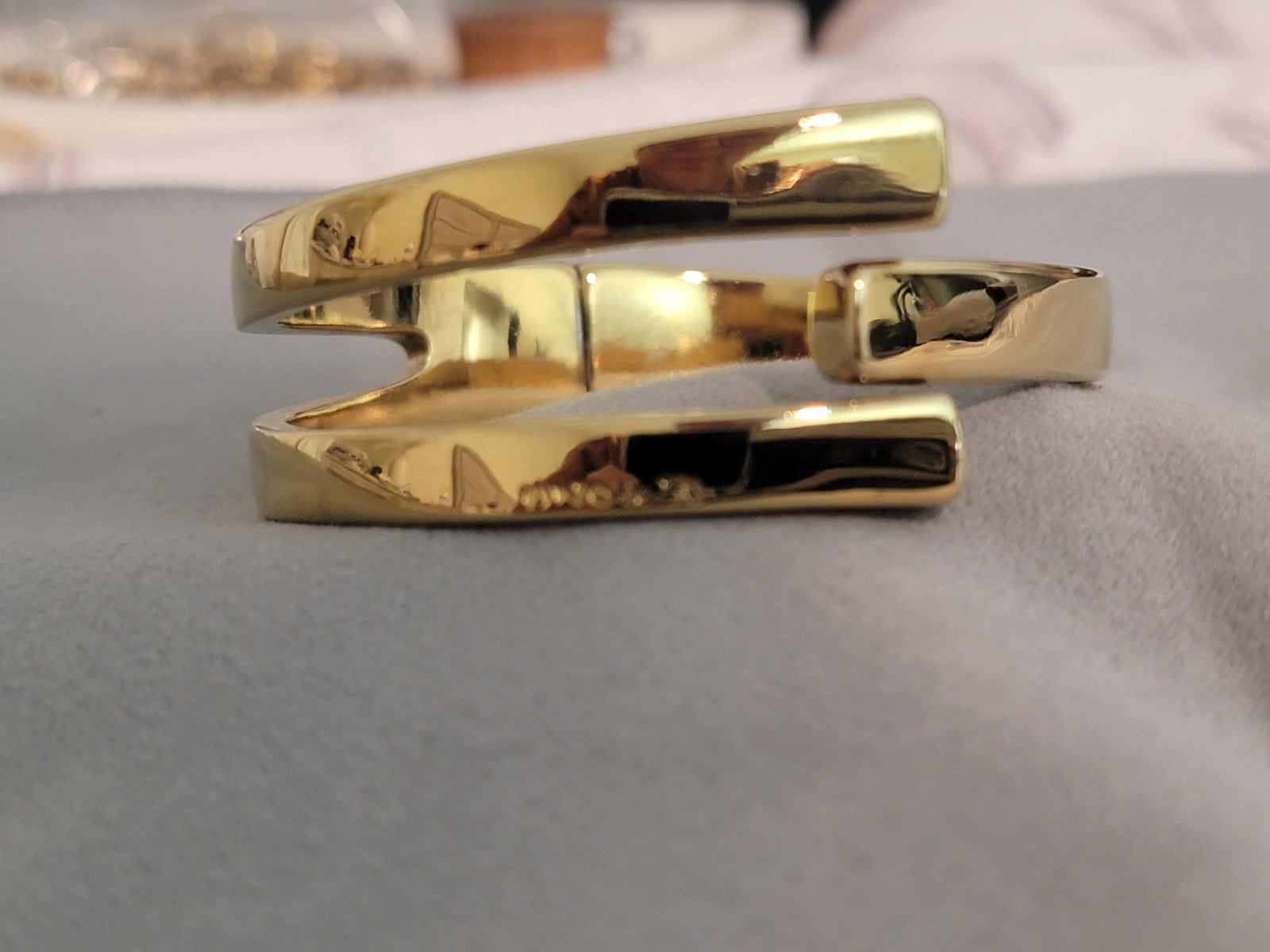 UNO de 50 ‘SER ORIGINAL’ 18k Gold Plated Rigid Hinged Bracelet $270