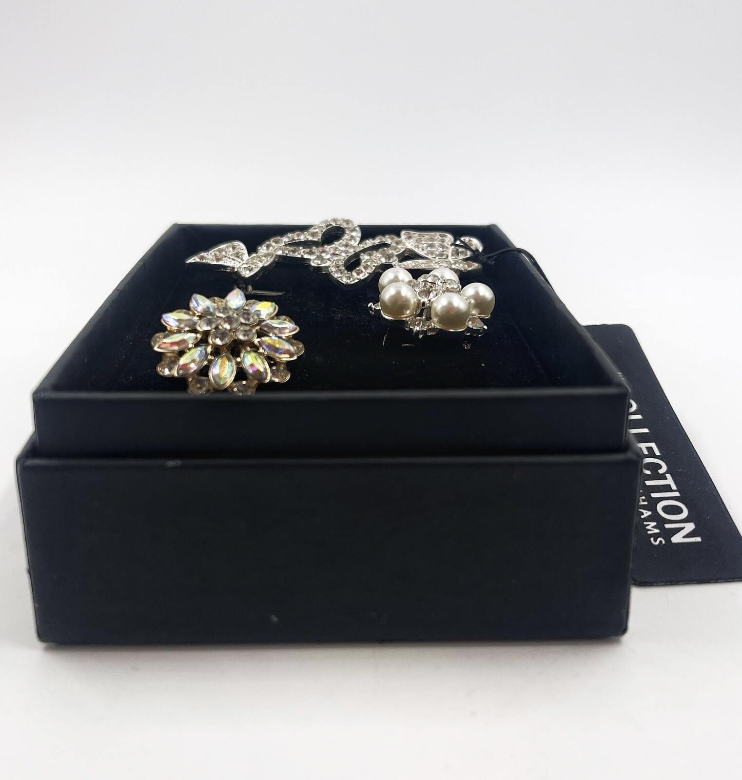 NEW JON RICHARD DEBENHAMS COLLECTION SET OF 3 LOVELY BROOCHES IN ORIGINAL BOX