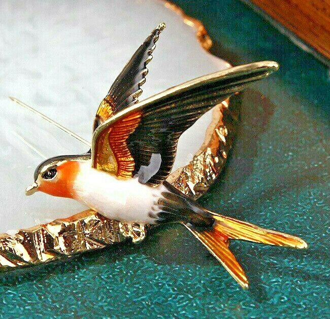Forest JAY Flying BIRD Colorful Orange Crested Enamel Necklace Pendant Brooch