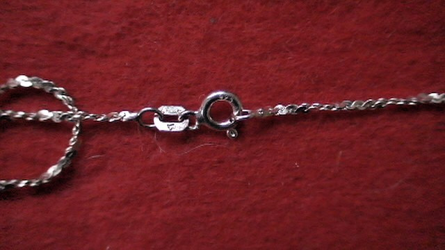 .925 Sterling Silver Cross Pendant and Chain Necklace 17″ – 3.2 grams