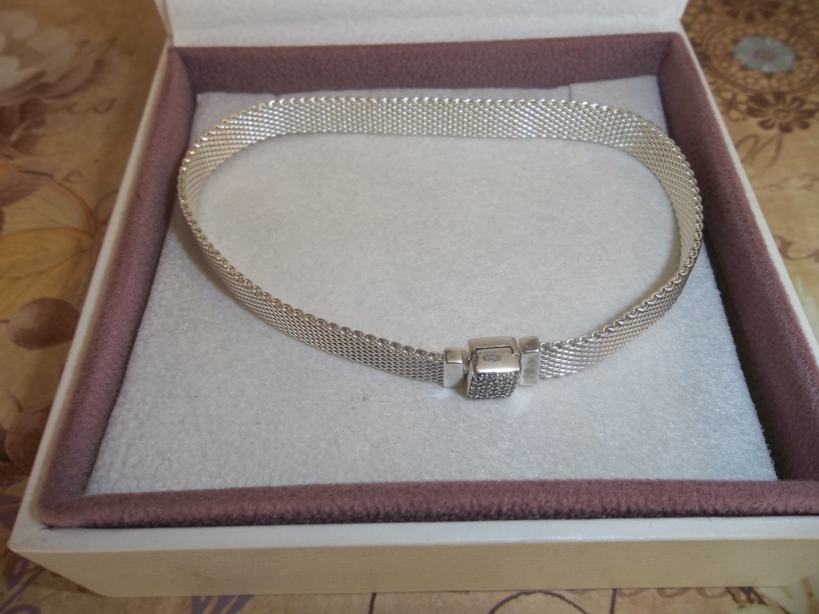 Genuine Pandora Silver Reflexions Sparkling Clasp Bracelet 599166C01 – 20cm