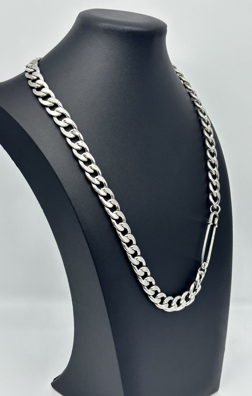Chunky Silver-Tone Cuban Link Chain Necklace W/Faux Safety Pin Accent Adjustable