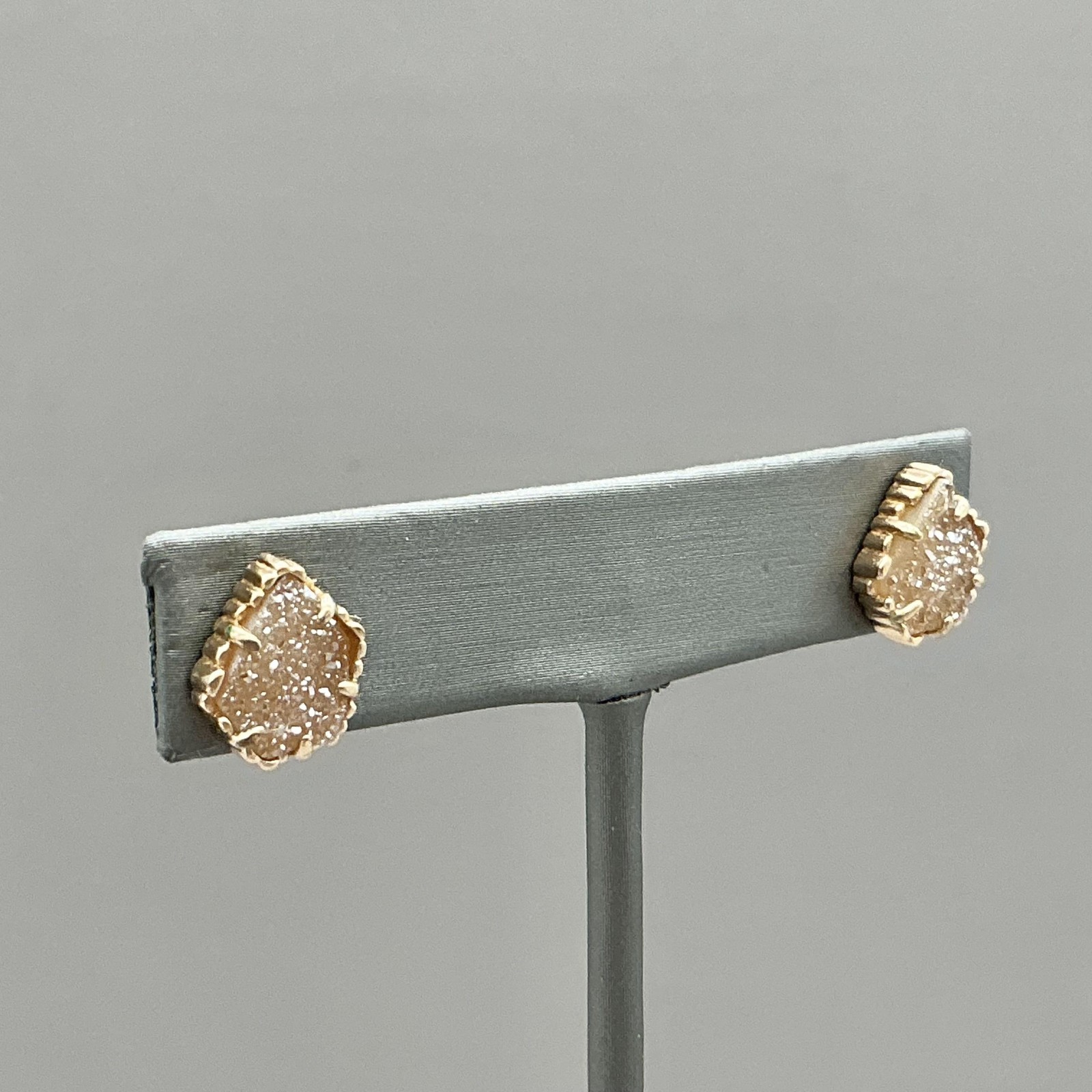 Kendra Scott Earrings Stud Champagne Drusy Quartz Gold Tone Asymmetrical Womens