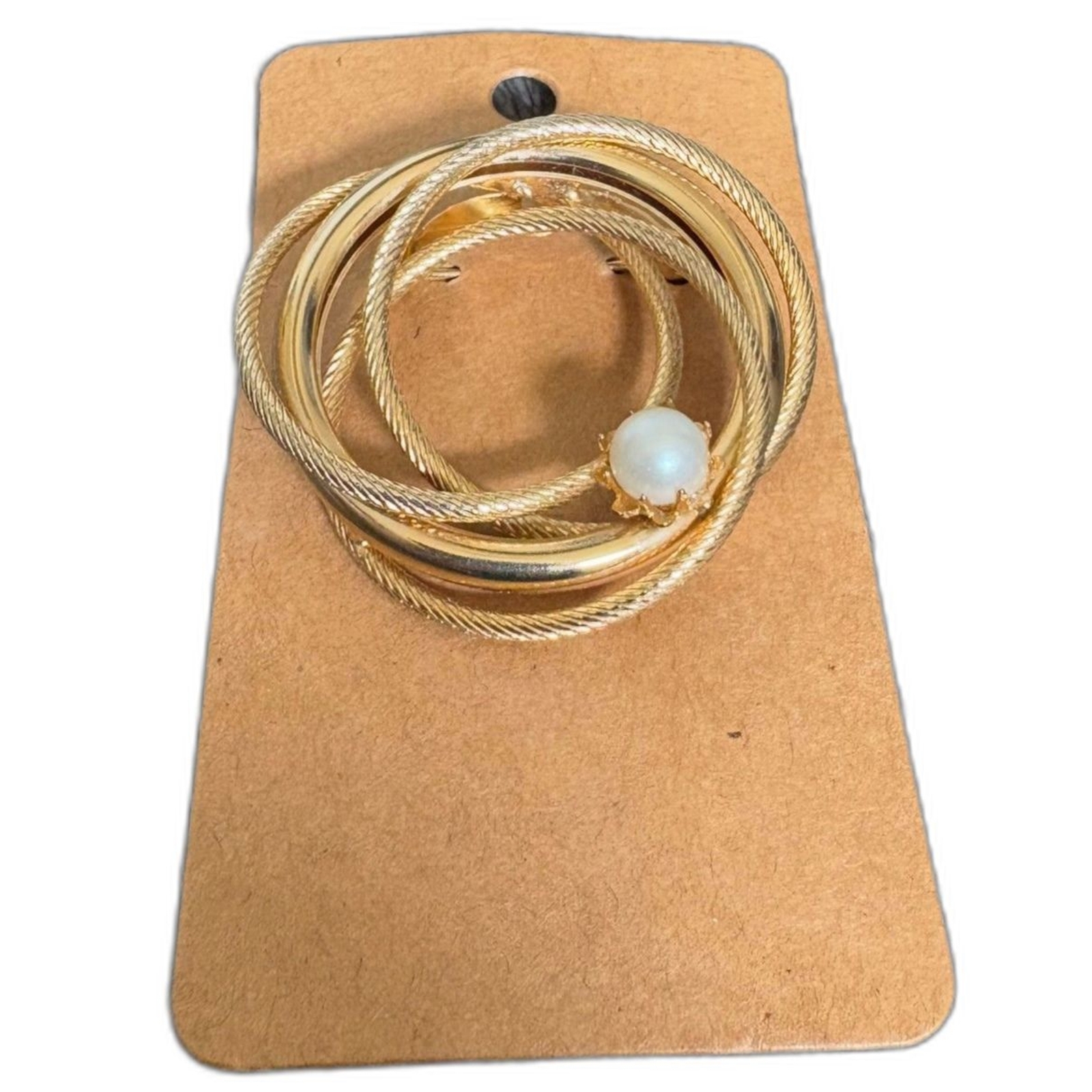 Vintage Gold Tone Interlocked Rings Brooch Single Pearl Unsigned