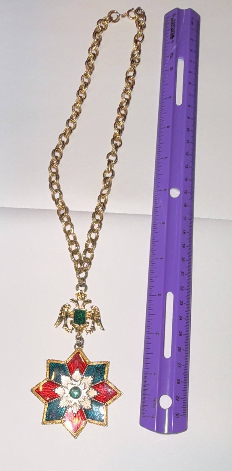 VINTAGE CAPRI ENAMELED MALTESE STAR STATEMENT NECKLACE