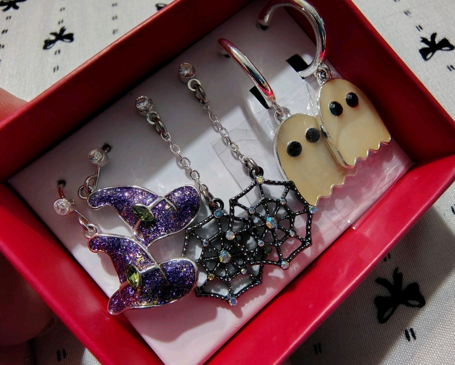 Avon Halloween Dangle Earrings Pack ghost witch hat spider web for pierced ears