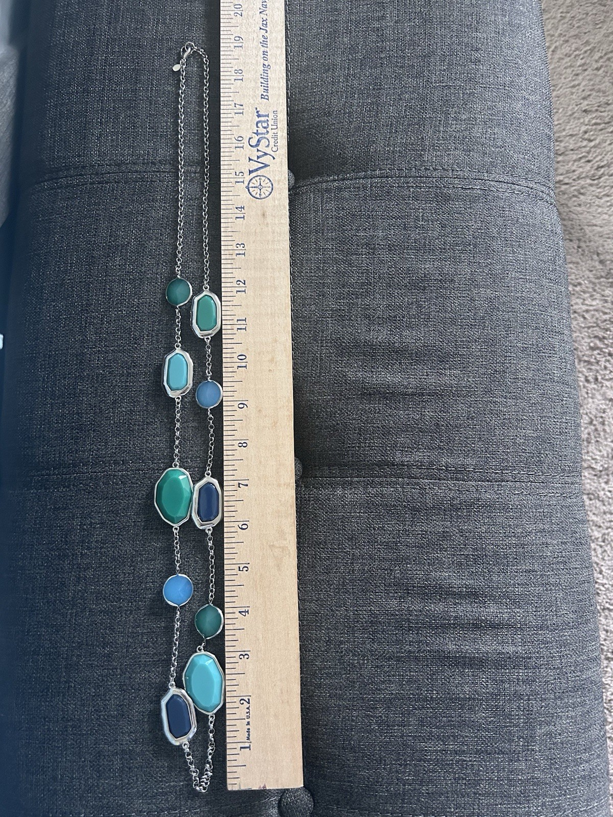 Premier Designs Kelly Green Dangle Earrings and Blue Green Necklace Set