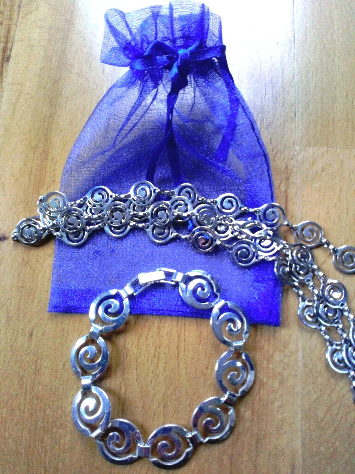 Necklace 30″ Bracelet 7,5″ Jewellery Set Silver Overlay in Gift Bag