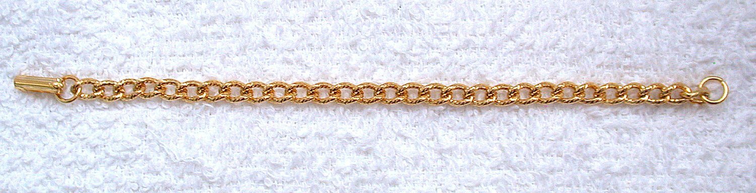 1 3/4 POUND 7 INCH 80+ OVAL LINK GOLDPLATED BRACELETS BELOW WHOLESALE COST DD31
