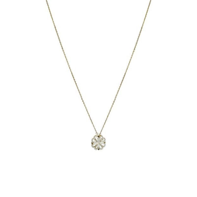 Retro Magnetic Heart Clover Pendant Necklace Women Openable Love Choker Gift